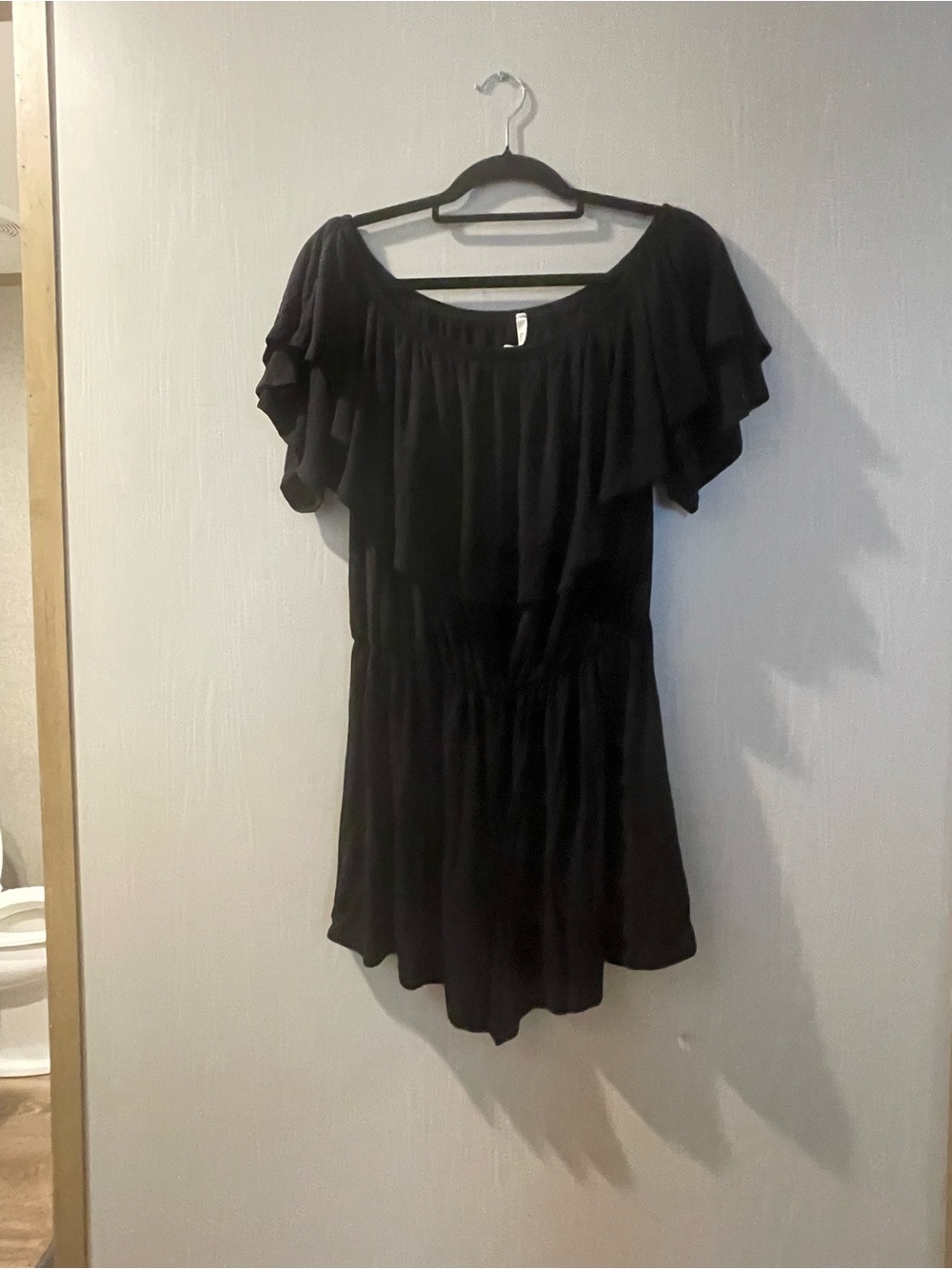 Beeson River Black Off-Shoulder Ruffle shorts jumper 2x
